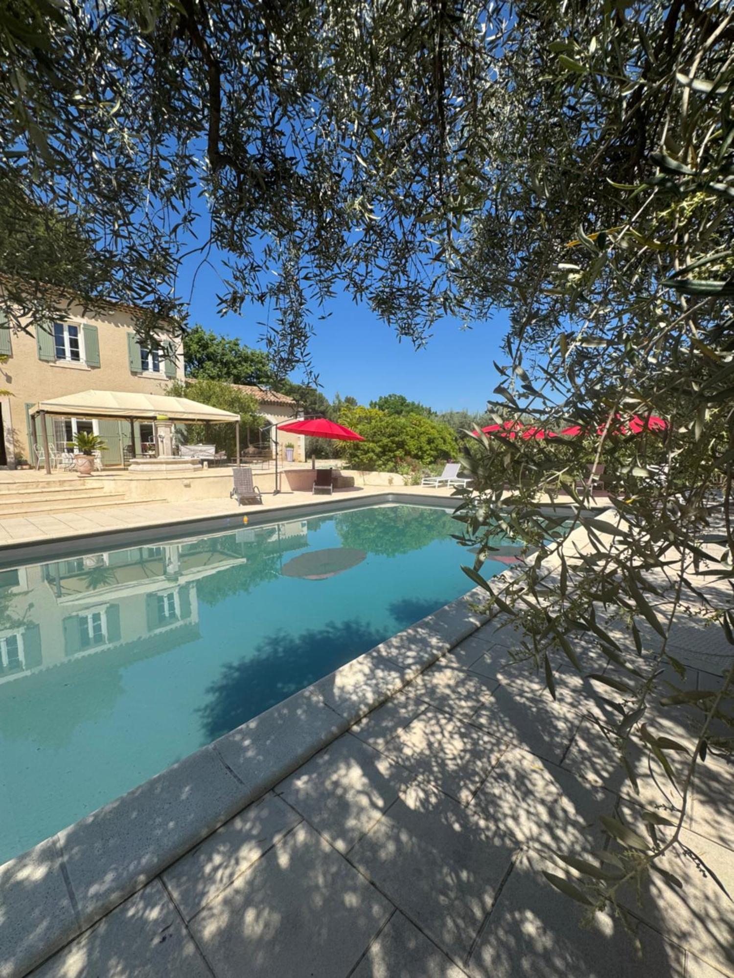 Appel Du Luberon Villa Mérindol Buitenkant foto